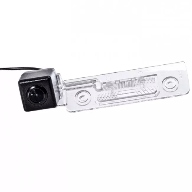 Камера заднего вида Fighter CS-HCCD+FM-17 (VW/Skoda/Seat)(36083525)