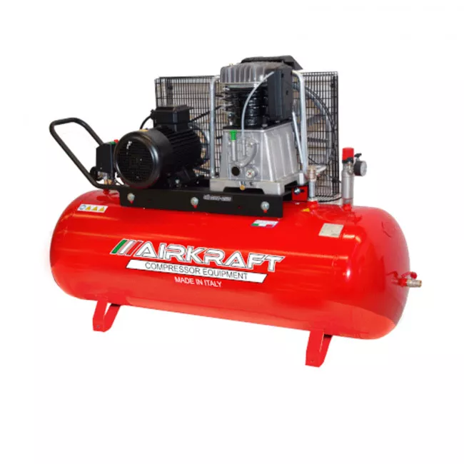 Компрессор промышленный масляный Airkraft (AK300-15BAR-858-380) Компрессор промышленный масляный Airkraft (AK300-15BAR-858-380)