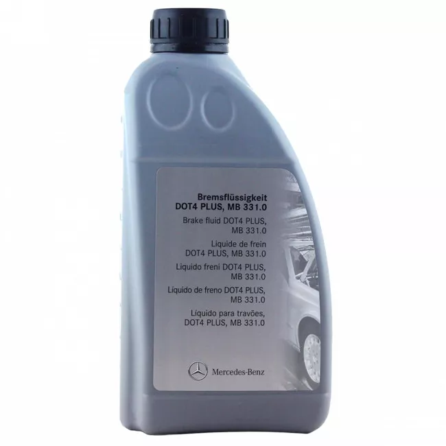 Тормозная жидкость Mercedes-Benz Brake Fluid Plus DOT 4 1л (A000989080713) Тормозная жидкость Mercedes-Benz Brake Fluid Plus DOT 4 1л (A000989080713)