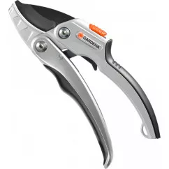 Секатор Gardena Comfort SmartCut с храповым механизмом (08798-20.000.00)