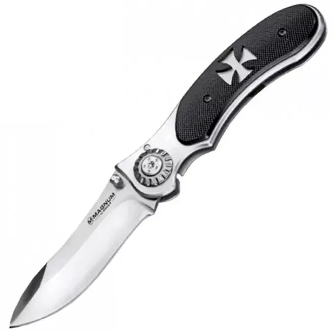 Нож складной Boker Magnum Iron Cross (длина: 195мм, лезвие: 83мм), черный (227-1053) Нож складной Boker Magnum Iron Cross (длина: 195мм, лезвие: 83мм), черный (227-1053)