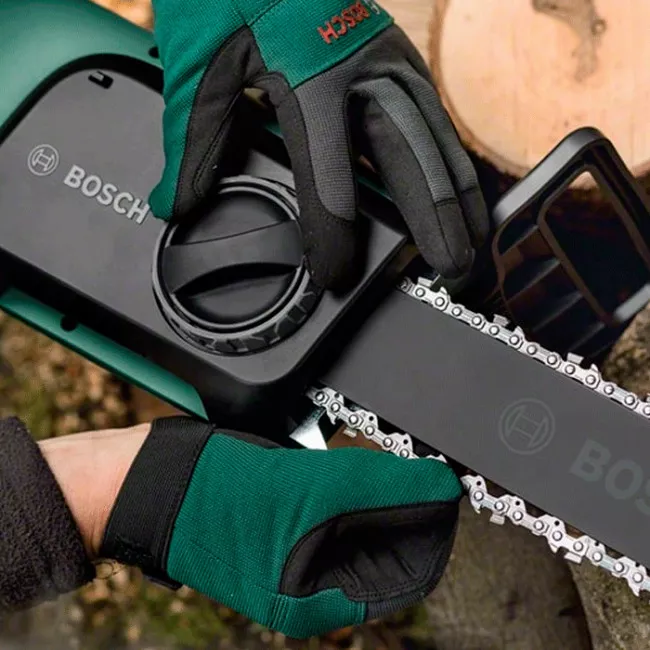 Пила ланцюгова Bosch UniversalChain 40, 1800 Вт, шина 40 см, ланцюг Oregon, 4.3 кг (0.600.8B8.400)