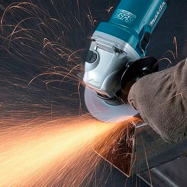 Угловая шлифмашина Makita (GA 5040)