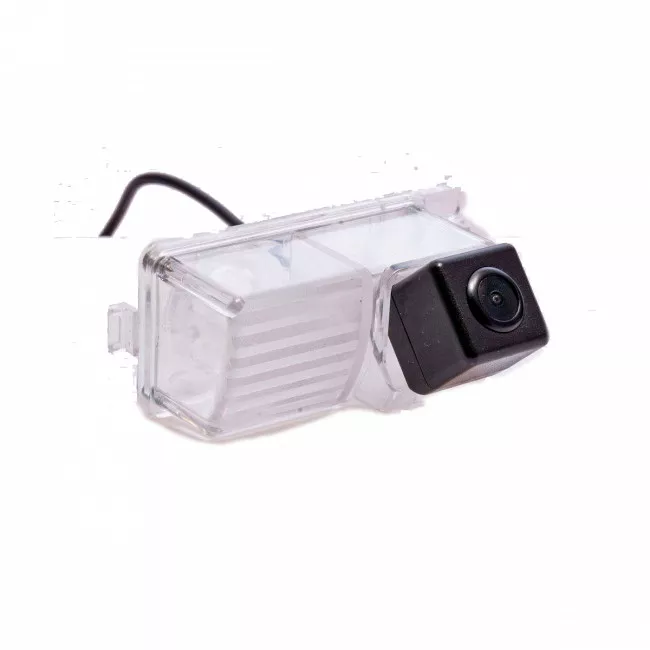 Камера заднего вида Fighter CS-CCD+FM-26 (Nissan)(36073467)