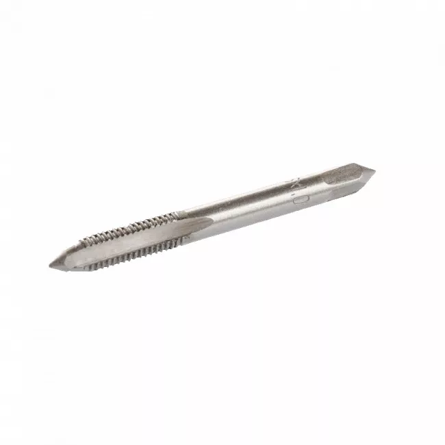 Метчик для нарезания резьбы M6*1,0 мм MASTER TOOL (15-1063) Метчик для нарезания резьбы M6*1,0 мм MASTER TOOL (15-1063)