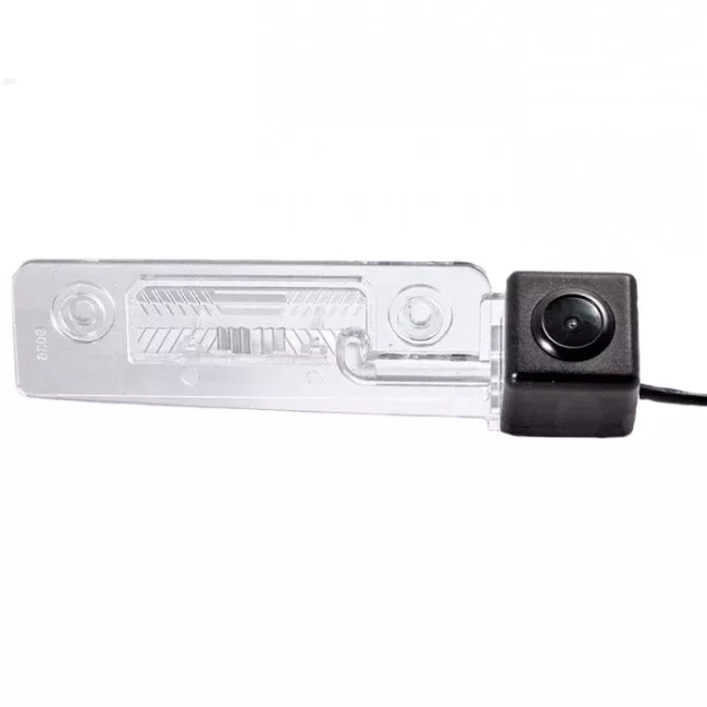 Камера заднего вида Fighter CS-HCCD+FM-17 (VW/Skoda/Seat)(36083525)