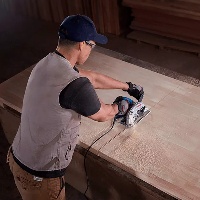 Пила дискова Bosch GKS 600, 1200Вт, 165мм (0.601.6A9.020)