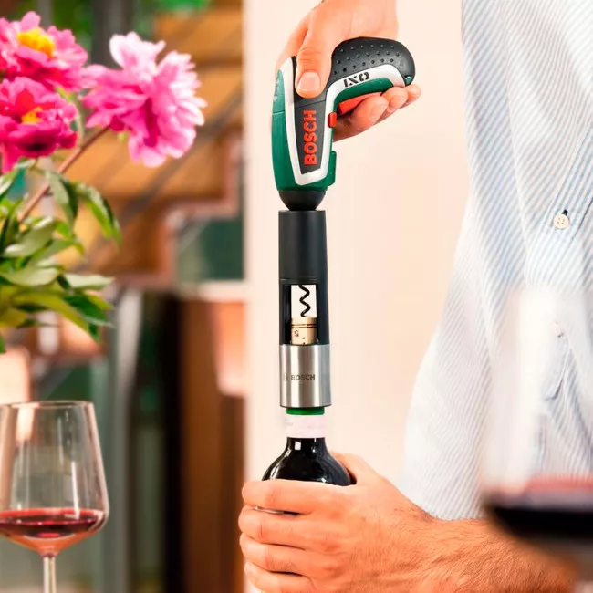 Насадка BOSCH IXO Collection vino (штопор) (1.600.A00.1YD)