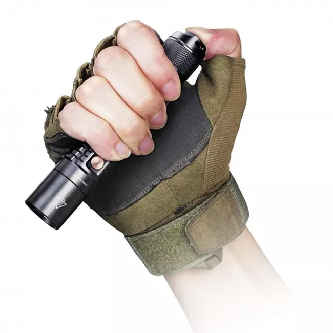 Ліхтар ручний Fenix UC35 V20 CREE XP-L HI V3