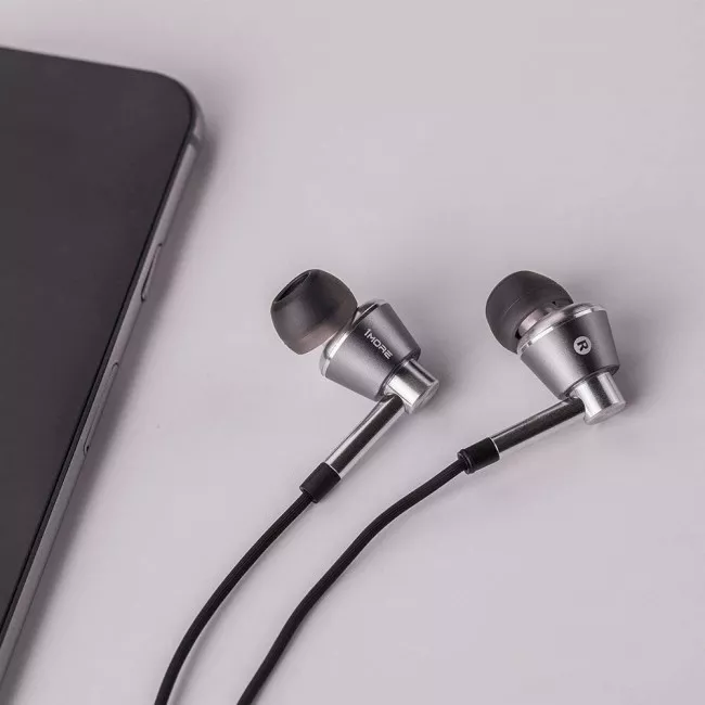 Навушники 1MORE Triple Wireless Driver Mic Silver (E1001BT)