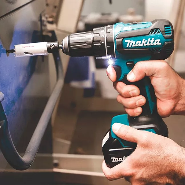 Аккумуляторный ударный шуруповерт Makita (DHP485RFJ)