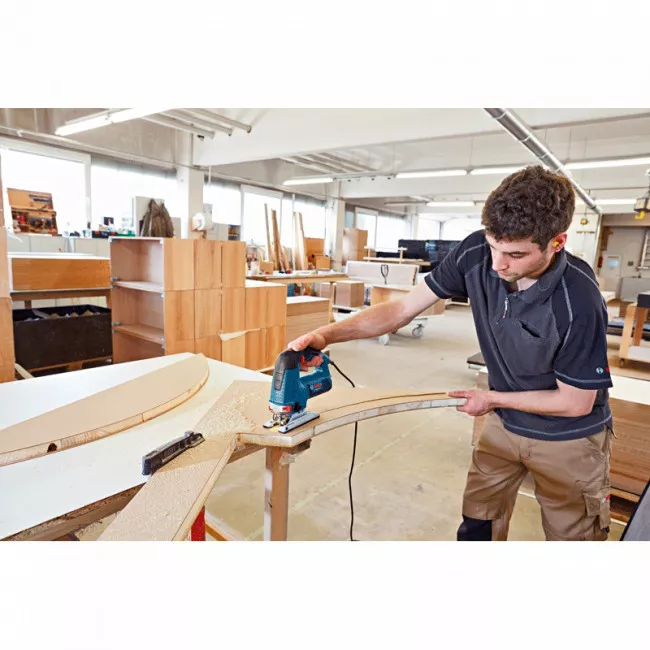 Лобзик Bosch GST 160 BCE 800Вт 800-3.000 ход/хв 2.3 кг. L-BOXX 136 (0.601.518.000)