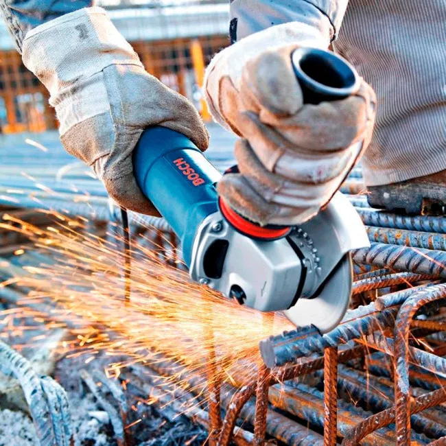 Угловая шлифмашина BOSCH GWS 13-125 CIE (060179F002)