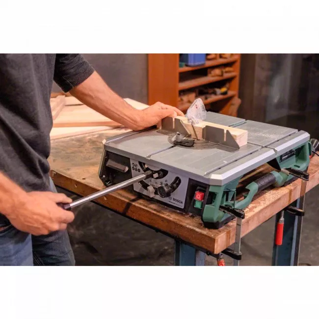 Розпилювальний стіл Bosch AdvancedTableCut 52, 550 Вт, 8200 об/хв, нахил до 45° (0.603.B12.000)