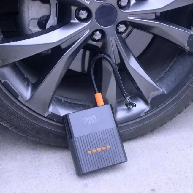 Пусковое устройство 4Smarts Jump Starter Powerbank PitStop 8800mAh с компрессором (954390)