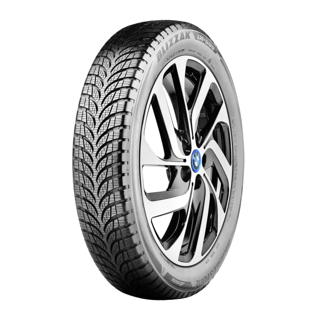 Шина 155/70R19 84Q Blizzak LM-500