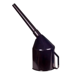 Лейка пластиковая для бензина с фильтр-сеткой, черная (390131)