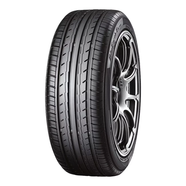 Шина Yokohama BluEarth-Es ES32 TL 195/65R15 91T Шина Yokohama BluEarth-Es ES32 TL 195/65R15 91T