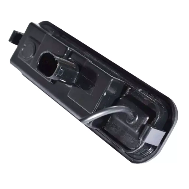 Камера в ручку багажника Prime-X TR-04W AHD/CVBS