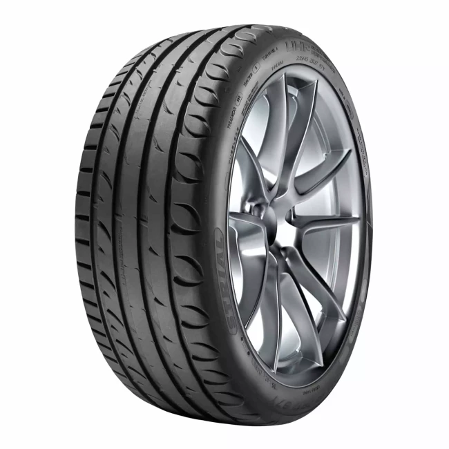 Шина 245/40R17 95W Ultra High Performance