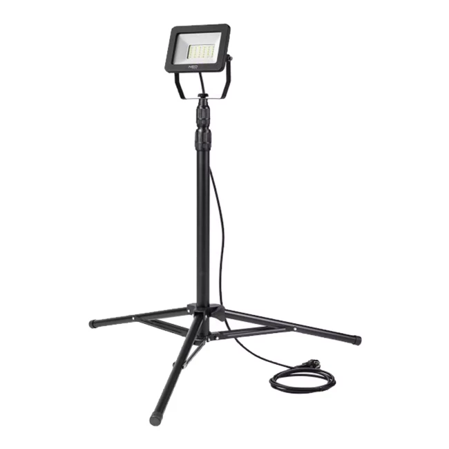 Одинарный прожектор NEO TOOLS 50 Вт, SMD LED, 4500 лм, на штативе 1,8 м (99-060) Одинарный прожектор NEO TOOLS 50 Вт, SMD LED, 4500 лм, на штативе 1,8 м (99-060)