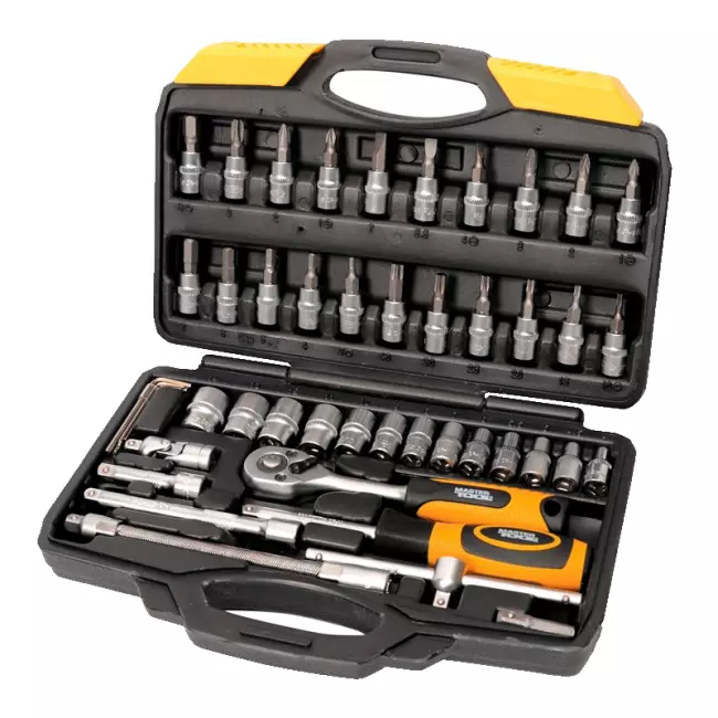 Набір інструментів MASTER TOOL 46 елементів 1/4" 4-14 мм., тріскачка з храповим механізмом 72 зуби, сталь Cr-V, пластиковий кейс PROFI Набір інструментів MASTER TOOL 46 елементів 1/4" 4-14 мм., тріскачка з храповим механізмом 72 зуби, сталь Cr-V, пластиковий кейс PROFI