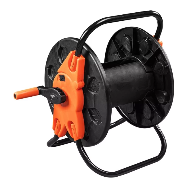 Подставка для садового шланга NEO TOOLS, пластик, шланг до 60 м 1/2” (15-791) Подставка для садового шланга NEO TOOLS, пластик, шланг до 60 м 1/2” (15-791)