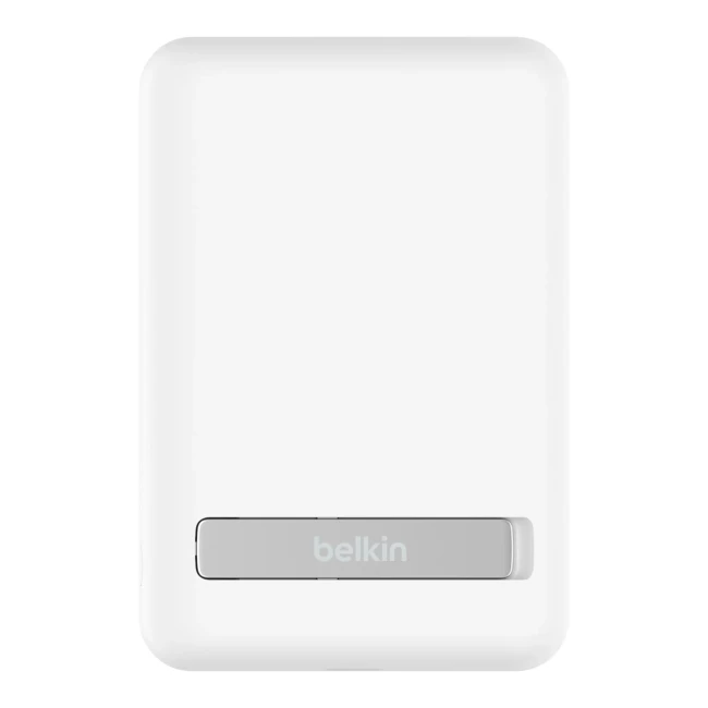 Аккумулятор портативный Belkin Power Bank 5000 mAh MagSafe Wireless белый (BPD004BTWT)