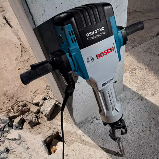 Молоток отбойный Bosch GSH 27 VC, 2000Вт, 62Дж, 29.5кг (0.611.30A.000)