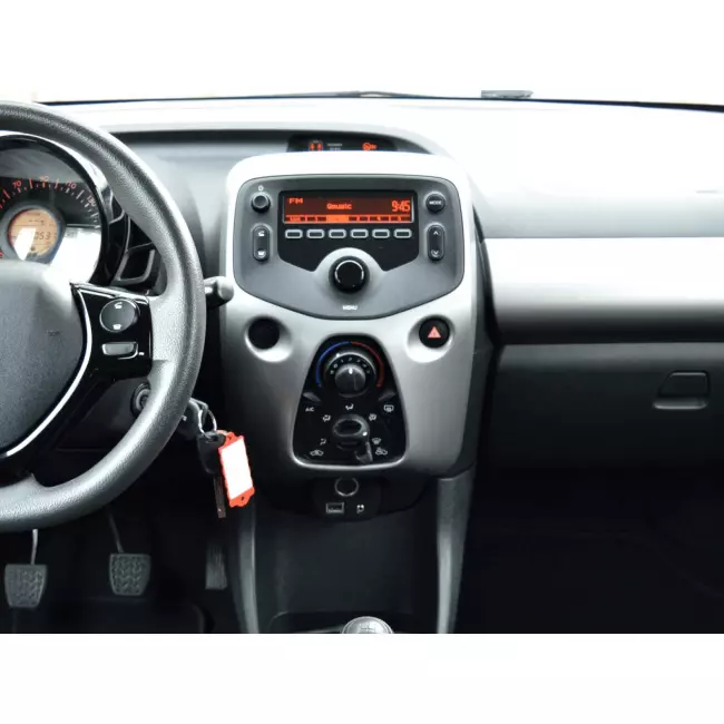 Мультимедійна автомобільна система Gazer T6010-AB40 до Peugeot 108 2014-2021 143770