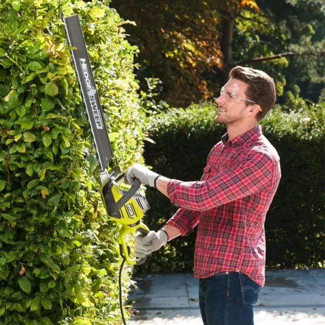 Кусторез Ryobi RHTRHT8165RL 800Вт (5133003649)