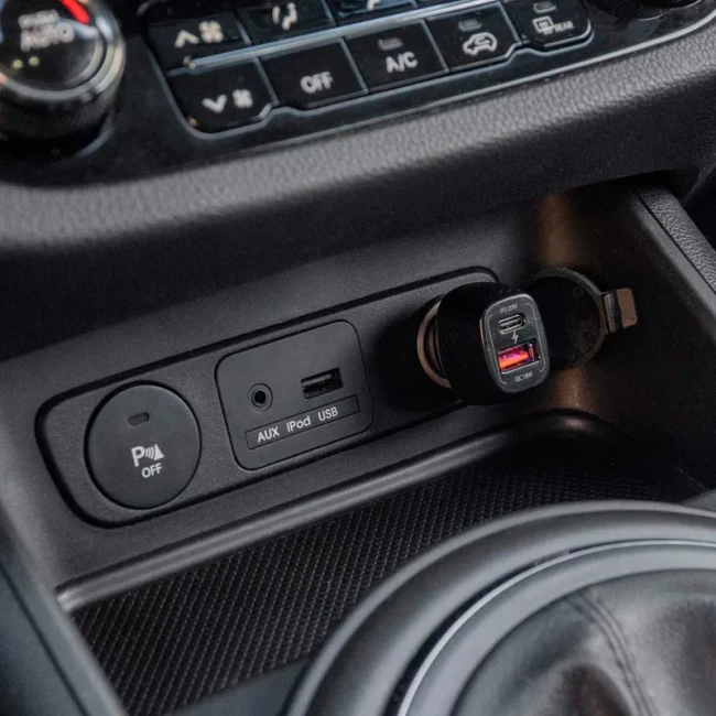Автомобільний зарядний пристрій AMiO USB-A + USB-C (04282/042823)