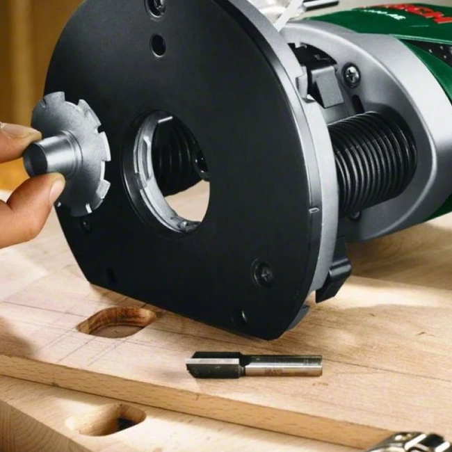 Фрезер Bosch POF 1200 AE 1200 Вт 11000-28000 об/мин 55 мм (0.603.26A.100)