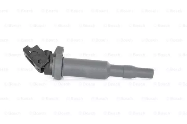 BOSCH 0 221 504 471 Котушка запалювання