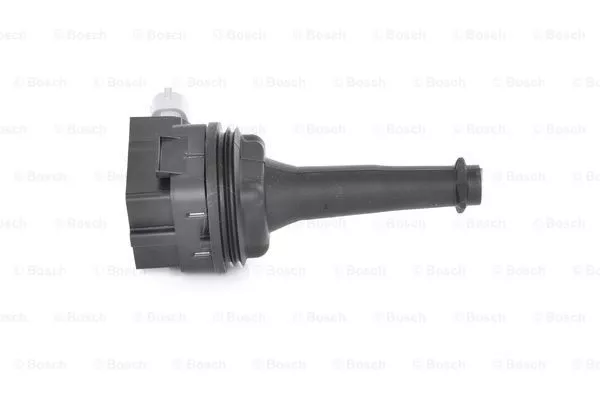 BOSCH 0 221 604 010 Катушка зажигания