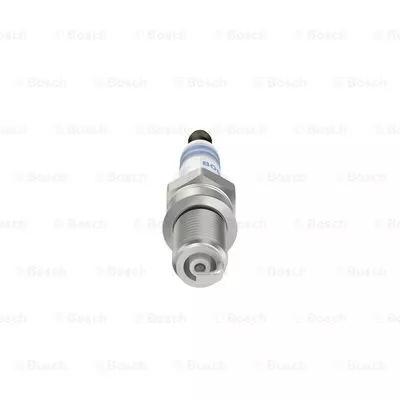 BOSCH 0 242 145 571 Свіча запалювання