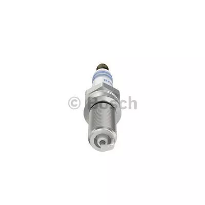 BOSCH 0 242 140 515 Свеча зажигания