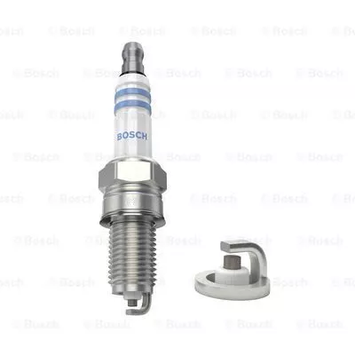 BOSCH 0 242 140 519 Свіча запалювання