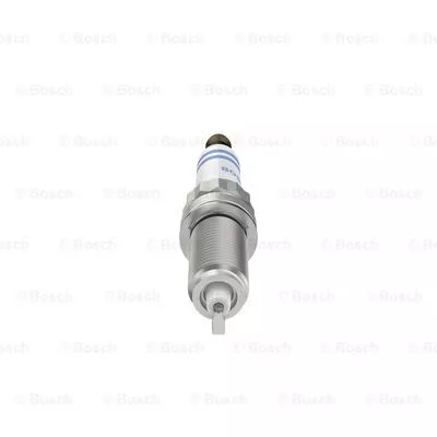 BOSCH 0 242 145 515 Свеча зажигания