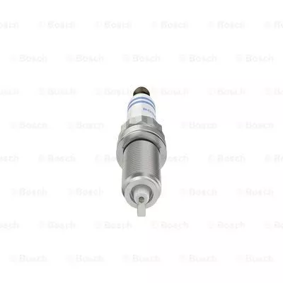 BOSCH 0 242 145 541 Свеча зажигания