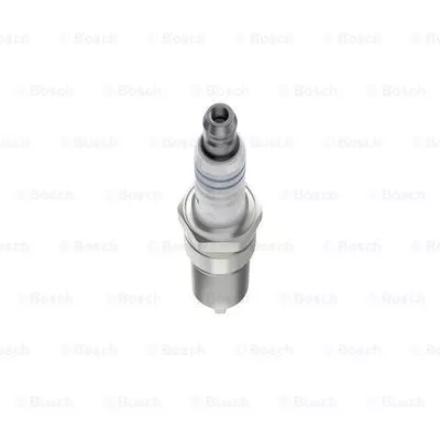 BOSCH 0 242 225 668 Свіча запалювання
