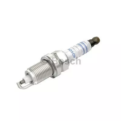 BOSCH 0 242 229 590 Свіча запалювання
