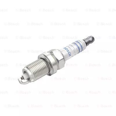 BOSCH 0 242 240 659 Свіча запалювання