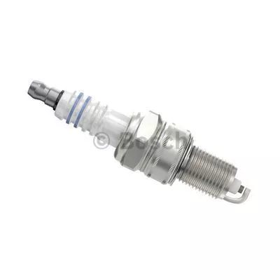 BOSCH 0242229779 Свеча зажигания