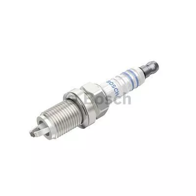 BOSCH 0 242 229 782 Свеча зажигания