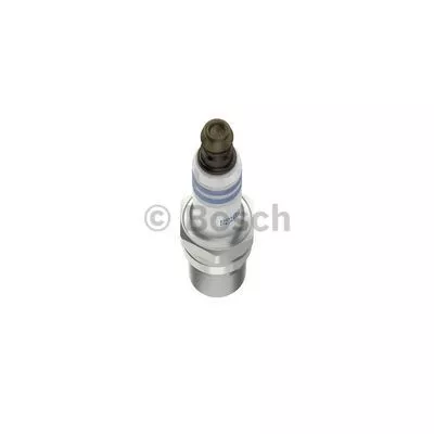 BOSCH 0 242 240 620 Свеча зажигания