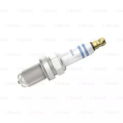 BOSCH 0 242 235 715 Свіча запалювання