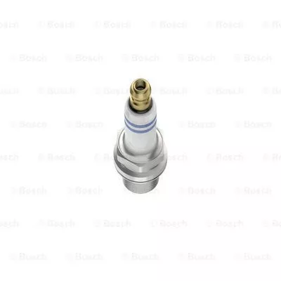 BOSCH 0 242 235 715 Свіча запалювання