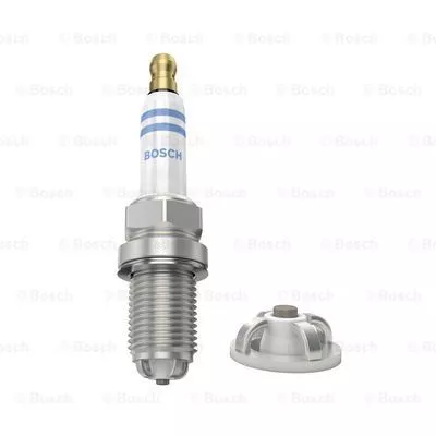 BOSCH 0 242 235 715 Свіча запалювання