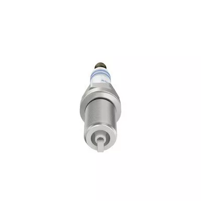 BOSCH 0 242 235 743 Свеча зажигания